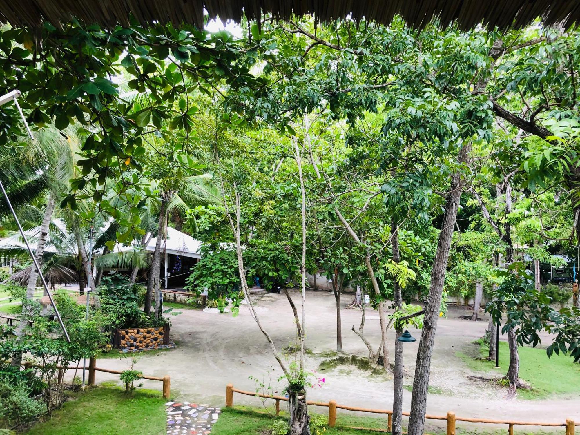 Pebble Resort 2*